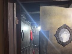 -荒岛实景沉浸密室(江汉路1店)