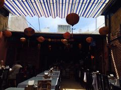 -Lanterns Vietnamese Restaurant