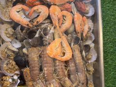 -鑫渔港海鲜本地菜·山海关浑锅(东戴河店)