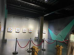 -极限PLAY运动娱乐新世界·团建派对潮玩休闲馆·室内蹦极高空游乐园