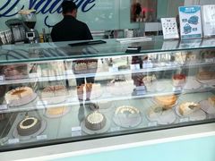 -Nadeje(Plaza Mahkota)