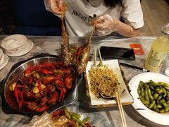 网红小黄鱼-美膳居川菜馆油焖大虾烧烤(卓刀泉店)