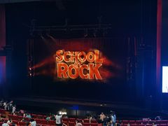 -交通银行前滩31演艺中心