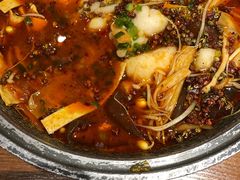 -渝是乎酸菜鱼(龙旗购物中心店)