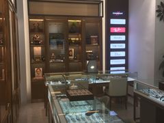 -回瑞眼镜·蔡司·依视路官方授权店(广益路万达店)