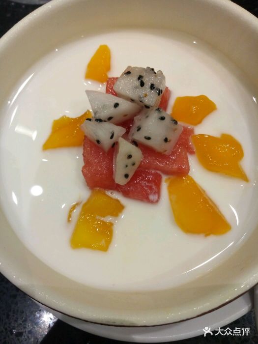 小馋院(苏宁城市奥莱店)水果豆花图片 - 第1张