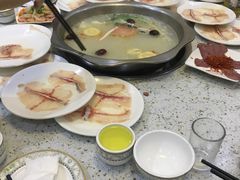-鑫御隆斑鱼庄(雅安店)