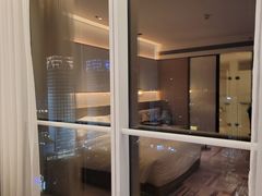 -大连星海皇冠假日酒店