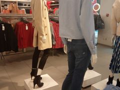 -H&M(鹏欣水游城店)