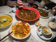 -初蓉丨遇见新川菜(亲贤街荣耀店)