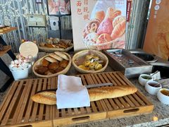-怡豪大饭店·49楼旋转自助餐厅