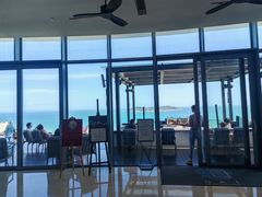 -瑰丽酒店·海吧·天际下午茶·现场DJ·天台酒吧