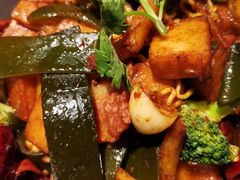 -辣尚瘾·烤鱼·新川菜(交大直营店)