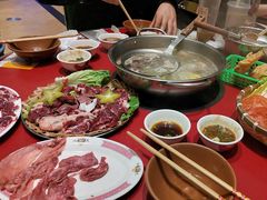 -潮汕·草根牛肉档(上海荟聚城市集市店)