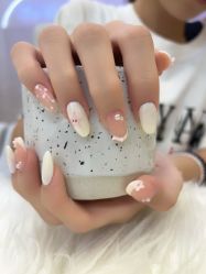 -欧缇娜美甲美睫皮肤管理