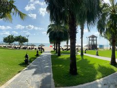 -三亚湾海居铂尔曼度假酒店