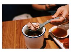 茶树菇龙骨汤-先记烧鹅王·本地粤菜(福永店)