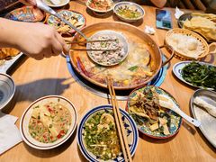 -洱火云南酸菜牛肉火锅(石景山当代商城店)