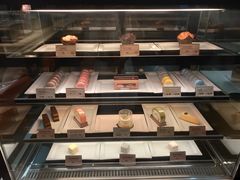 面包甜点陈列柜-麦当劳(西单明珠店)