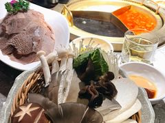 蘑菇拼盘-麻路成都火锅(柏威年店)