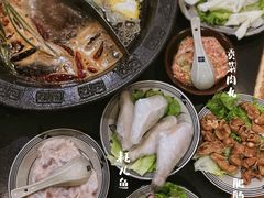 -重庆故事姊妹老火锅(财经学院店)