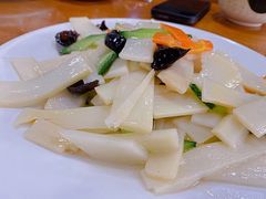 -三居鲁味坊黄焖鸡(山大路店)