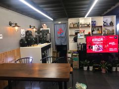 -老谭虾王蟹皇·龙虾·烧烤(蝴蝶湾店)