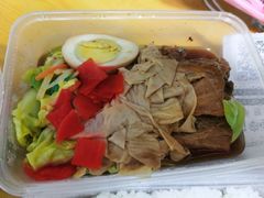 卤肉饭-天津医科大学学生食堂