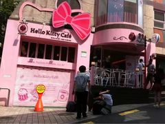 -Hello Kitty Cafe(弘大店)