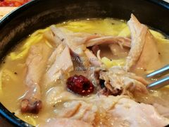参鸡汤-益百岁牛尾汤主题餐厅(辛庄街店)
