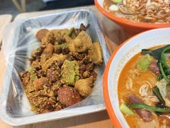 -二钢串叔麻辣烫(华龙大厦店)