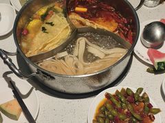 -潮牛壹号鲜牛肉火锅(光谷天地店)