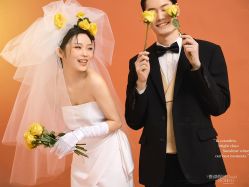 -金夫人婚纱摄影