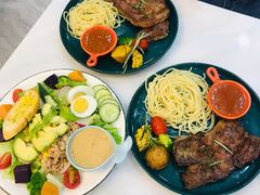 -丽莎沙拉轻食餐厅(国贸店)