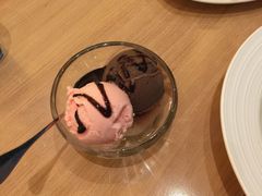 -必胜客(漕宝路店)