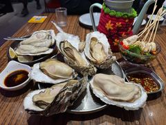 -蚝堡海鲜·威海菜·海肠捞饭·烧烤·亚洲吃蚝公司(幸福门店)