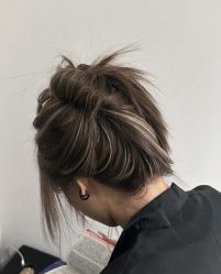 -奈川烫染Salon
