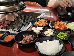 -肉甲韩国木炭烤肉(新壹街1店)