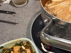 -金滏山烤肉·海鲜·火锅自助餐厅(襄阳万达店)