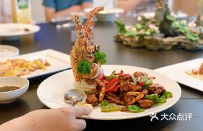 Stir-Fried South American Lobster with Fermented Black Beans and Garlic