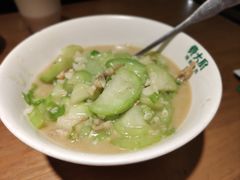 丝瓜煮蛏子-费大厨辣椒炒肉(新城吾悦广场店)