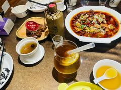 -东口码头·烧鸽子·鱼头泡饼·地方菜(金鹰悦城店)