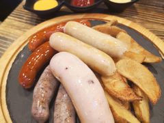 德国肠拼盘-Season施莀·牛扒·意粉·饭·足球主题餐吧