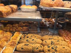 -皇冠幸福里动物奶油生日蛋糕(常青中路店)