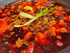 -旧街市鲜货老火锅(大光路店)