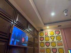 -范特西FANTASY量贩式KTV(民主广场店)