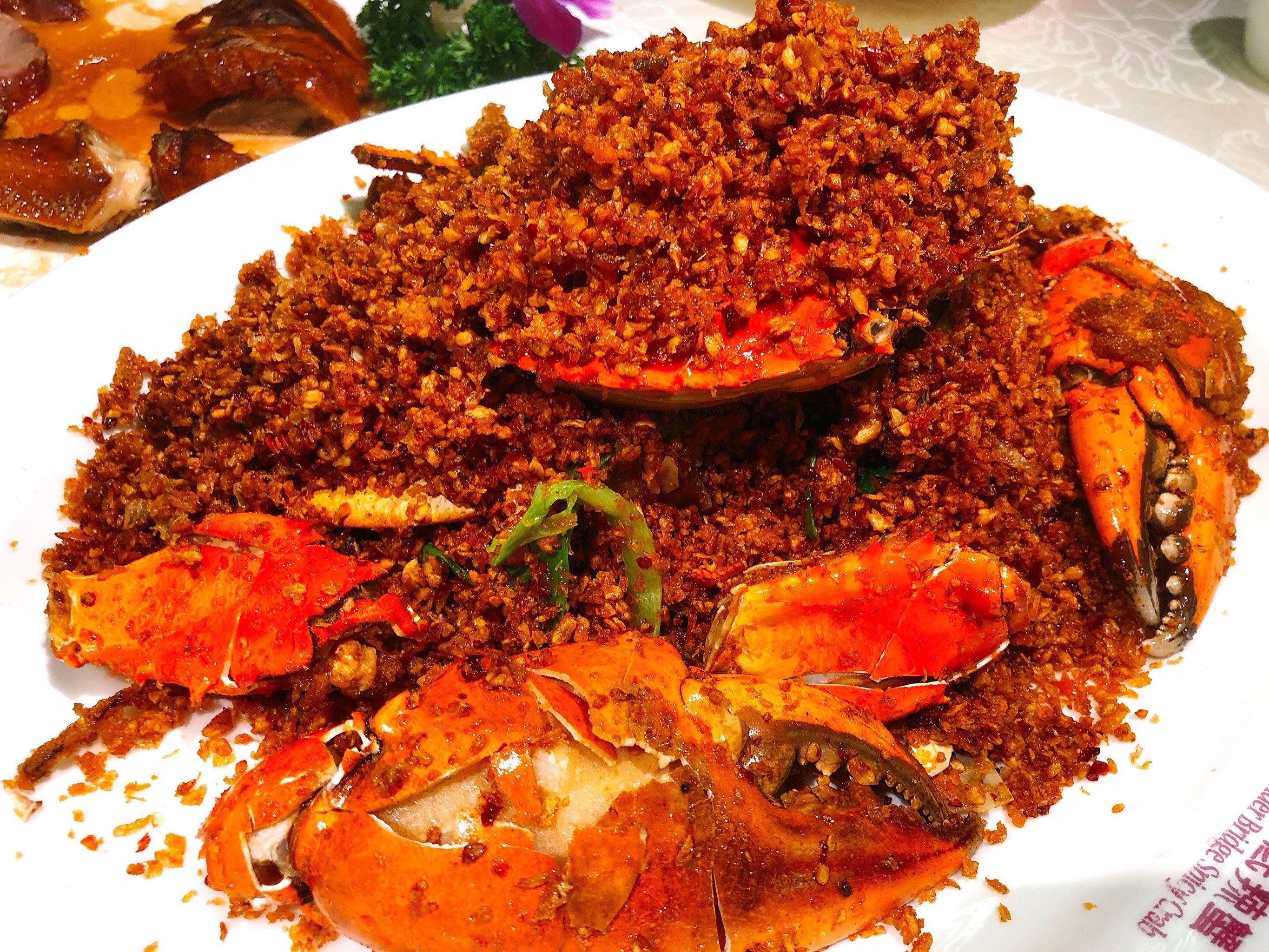 拔草桥底辣蟹,据说是香港的网红店,北京只