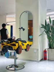 -PE SALON