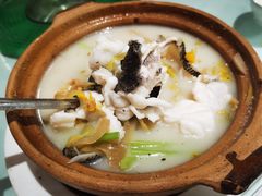-品香菜馆(旗峰路中侨大厦店)
