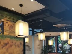 -云海肴·汽锅鸡·云南菜(天山百盛优客店)